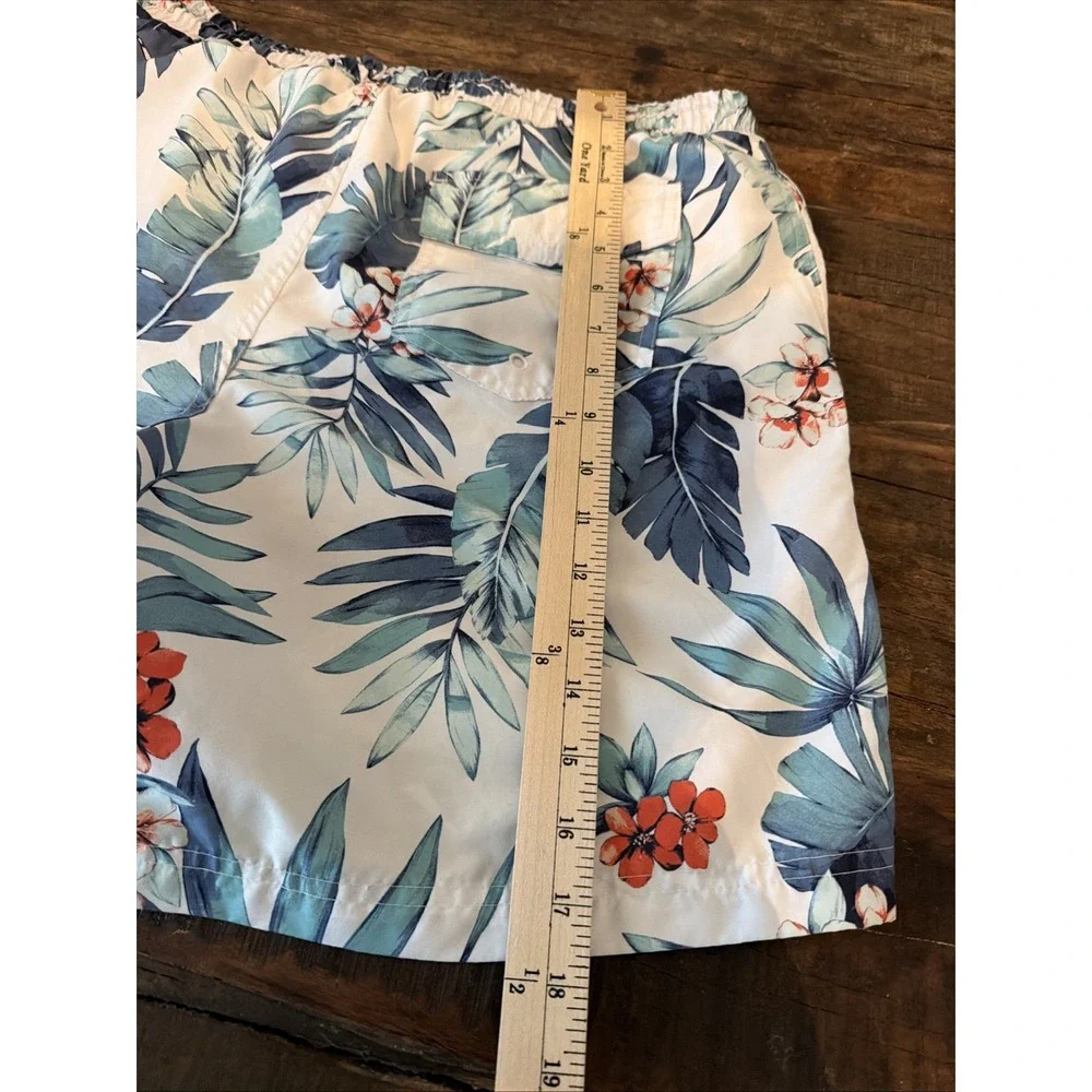 Club Room Men's Tropical Leaf Print Elastic Waist Swim Trunks Size L!